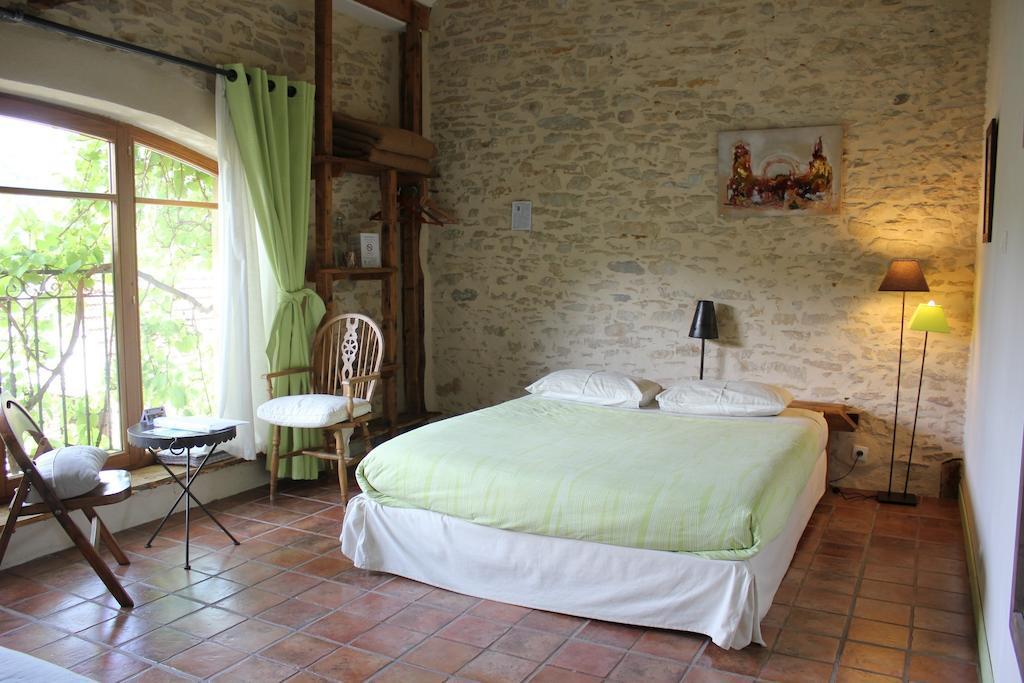 La Bicyclette Fleurie Villemoirieu Room photo