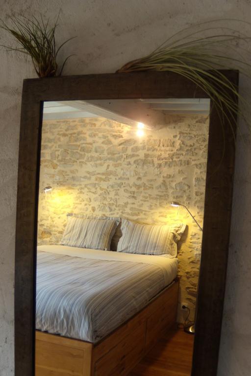 La Bicyclette Fleurie Villemoirieu Room photo