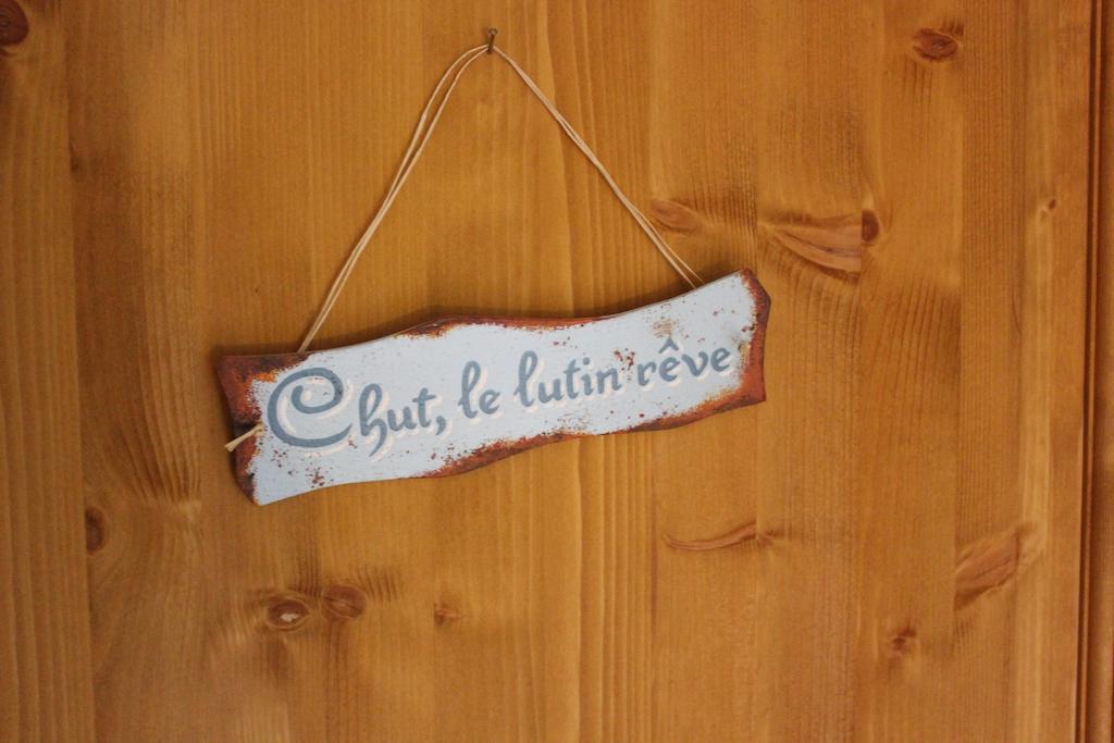La Bicyclette Fleurie Villemoirieu Room photo